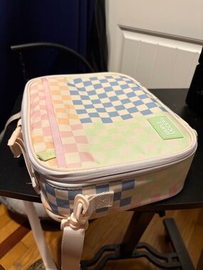 Pastel Checkered Insulated Lunch Bag with Strap